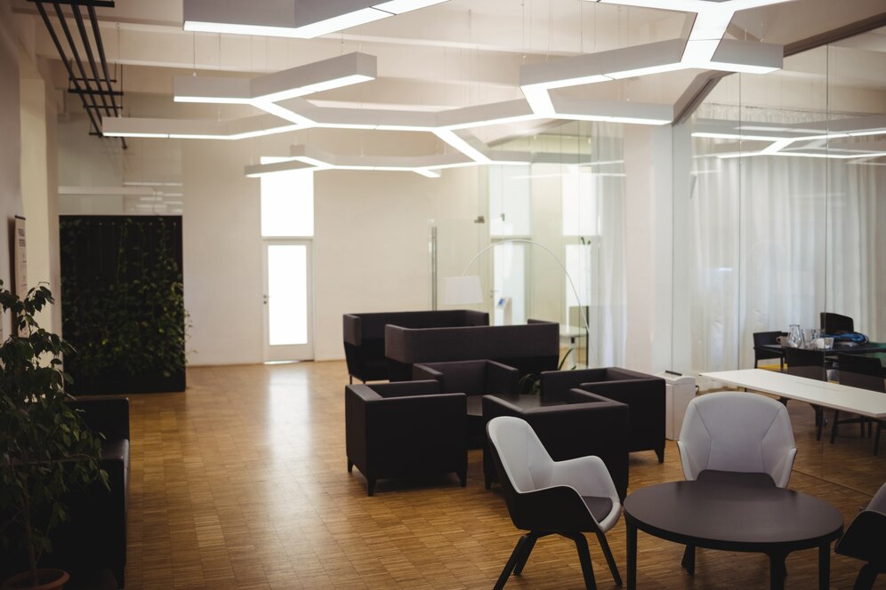 office_interior_img1